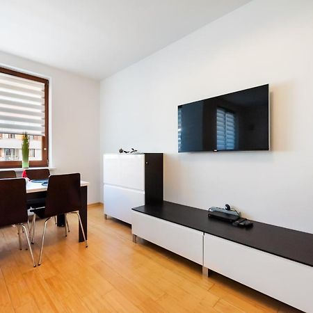 ורשה Mokotow Sunlight Apartment מראה חיצוני תמונה